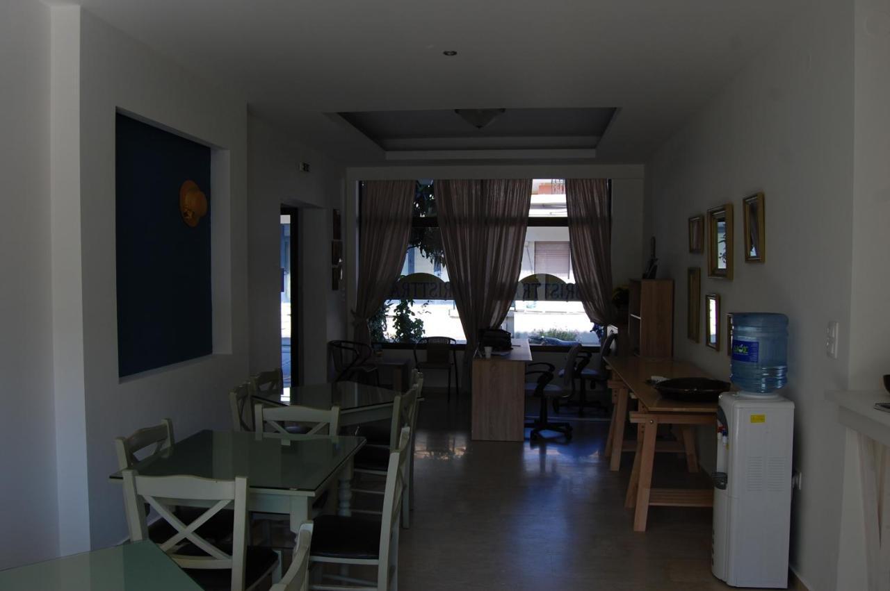 Giorgos Apartments Square Nea Vrasna Exterior photo